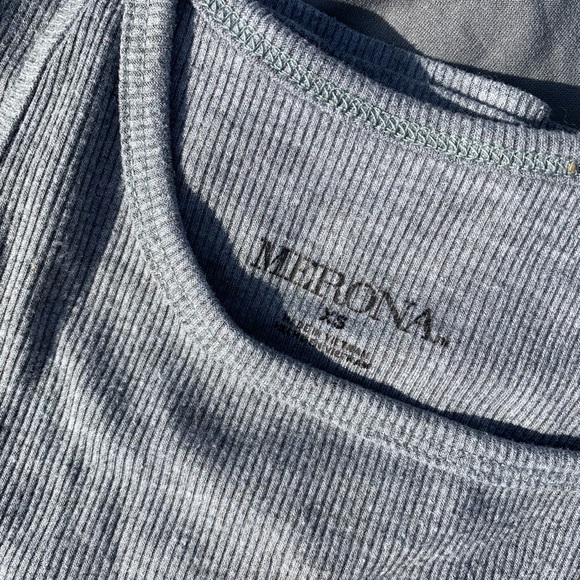 Tank Top bundle - Picture 2 of 5